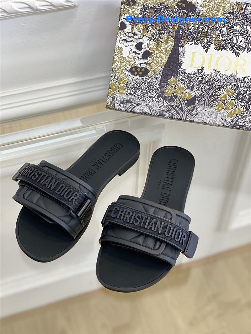 D10r new D10ract beach shoes