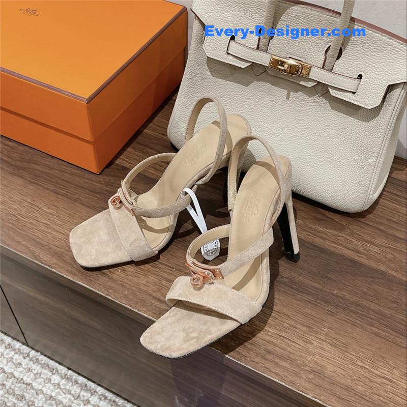H**me5 glamor sandals