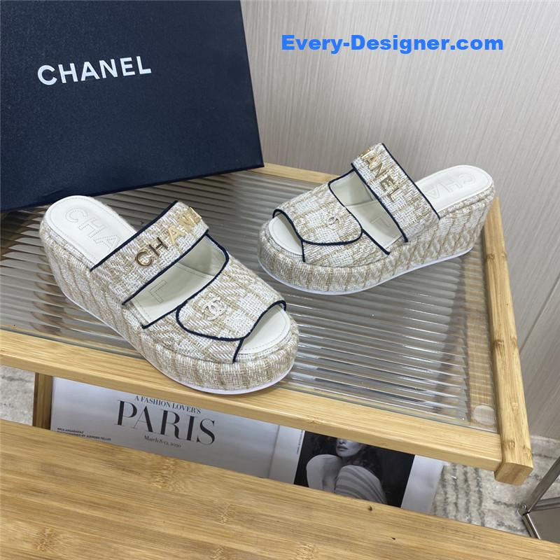 CC logo platform slippers
