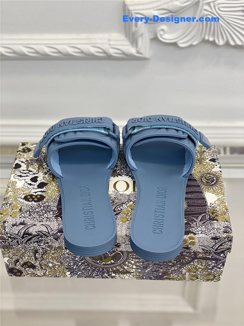 D10r new D10ract beach shoes