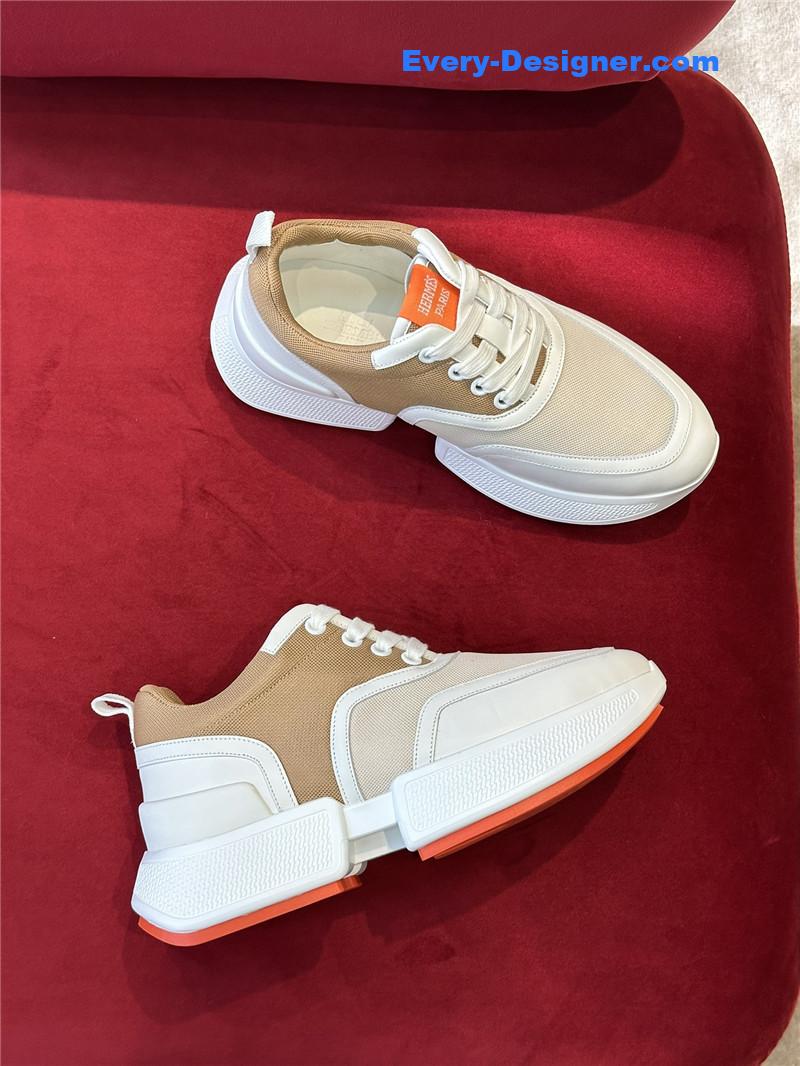 H**me5 new sneakers
