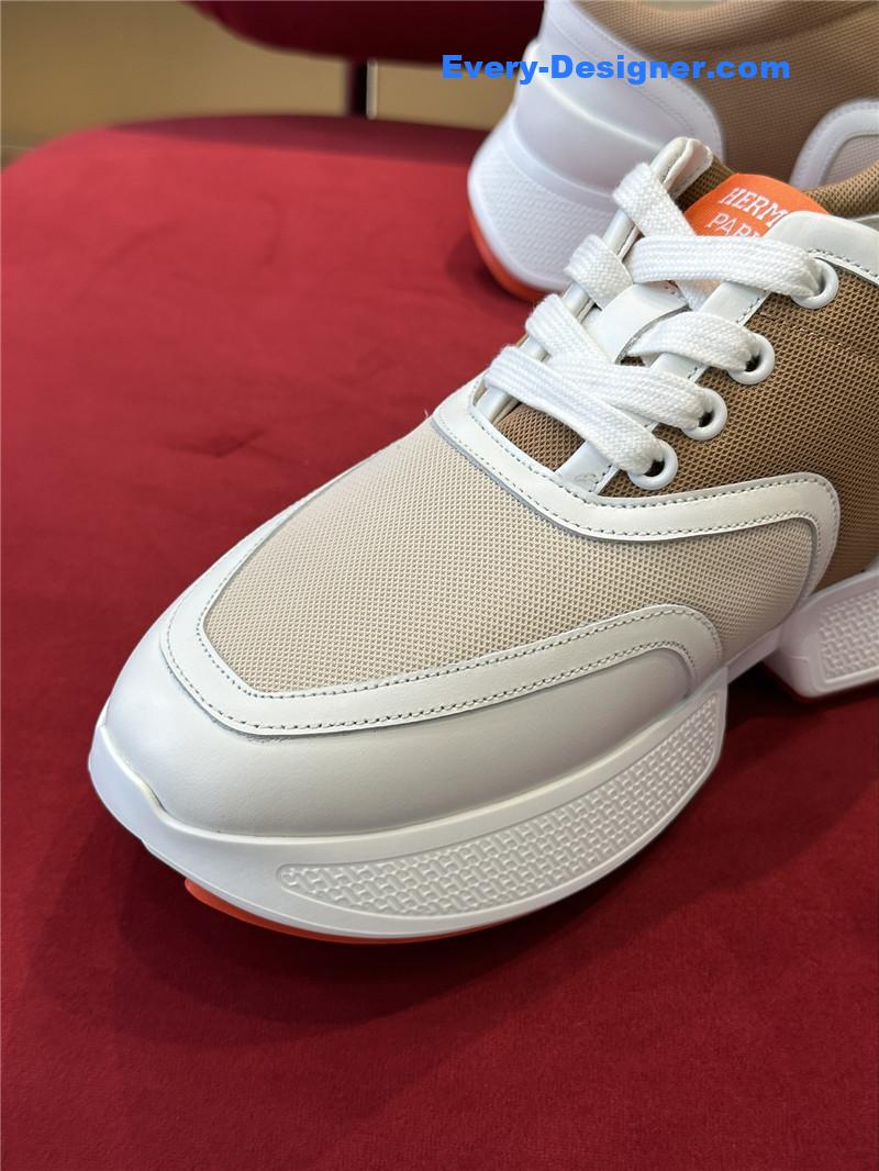 H**me5 new sneakers