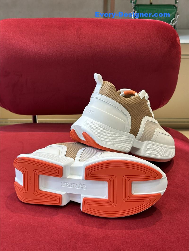 H**me5 new sneakers