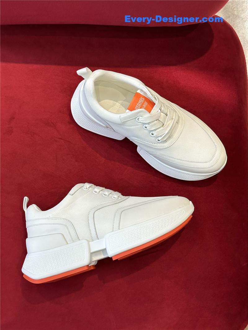 H**me5 new sneakers