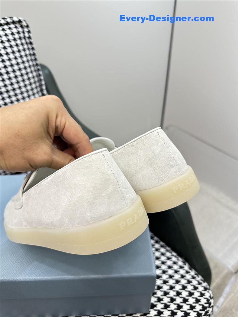 Pra*a new loafers