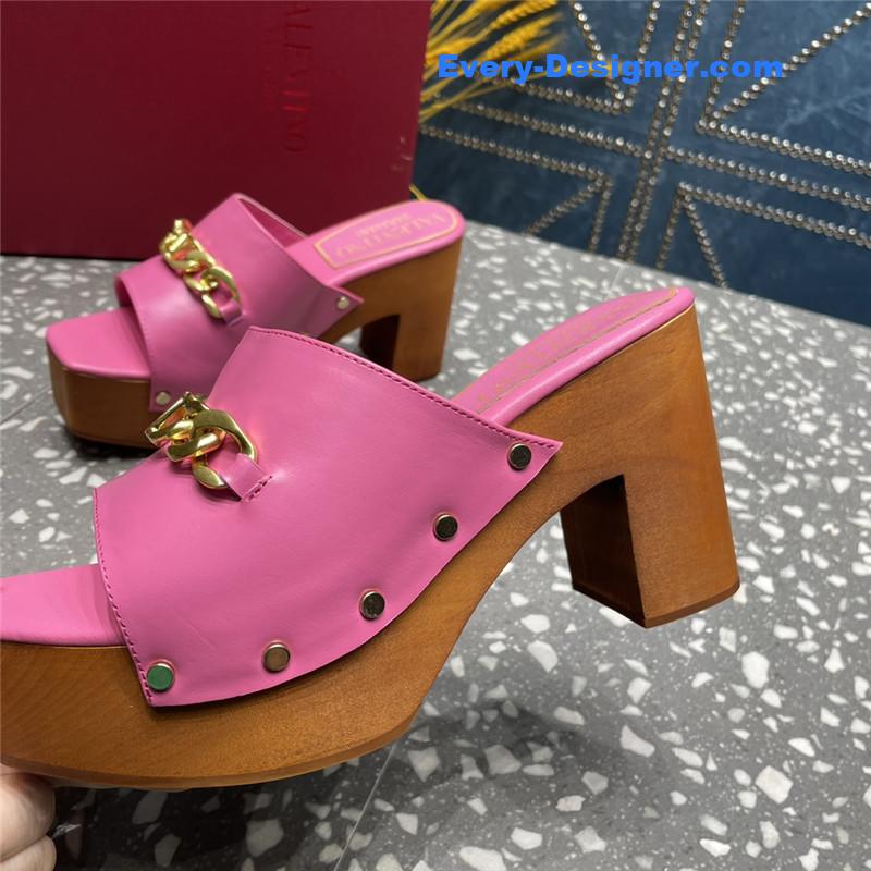 Va1e*ntin0 metal chain high heel sandals