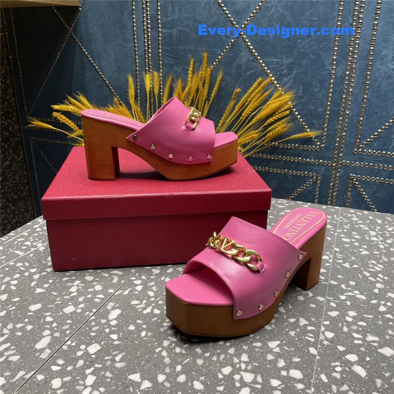 Va1e*ntin0 metal chain high heel sandals