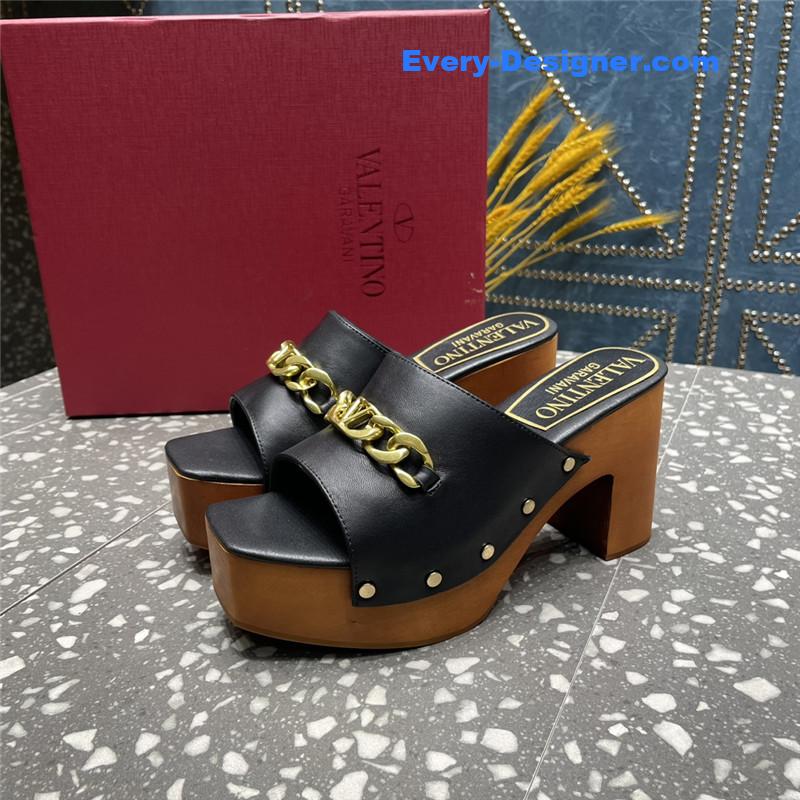 Va1e*ntin0 metal chain high heel sandals