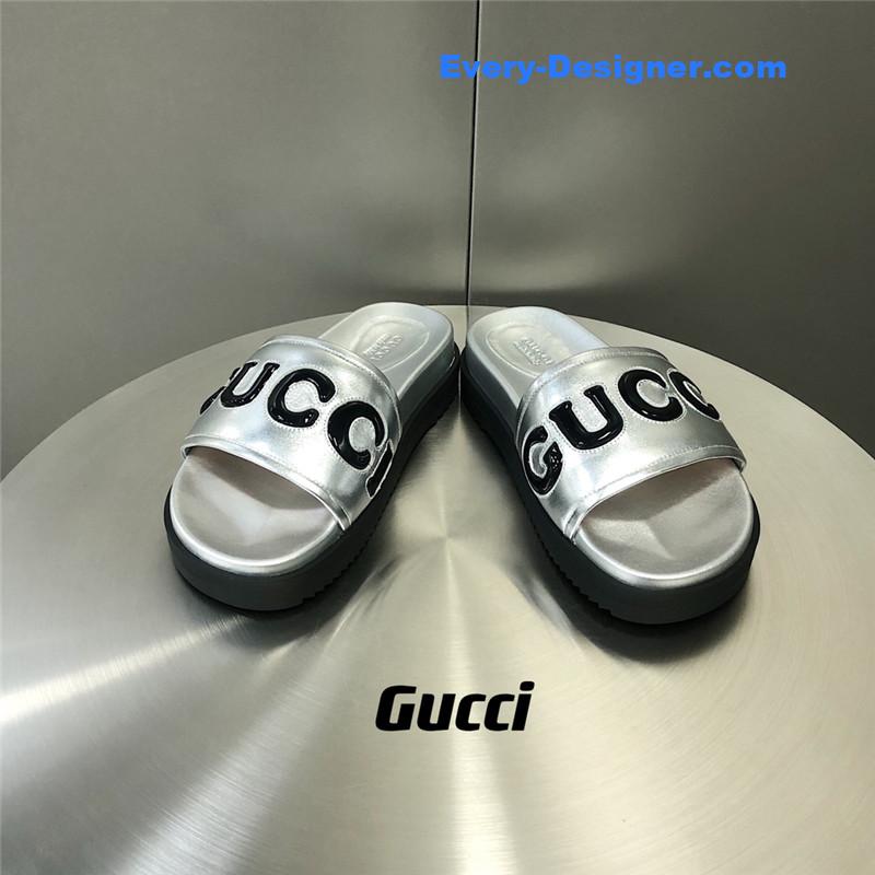 Gvc*1 letter logo platform slippers