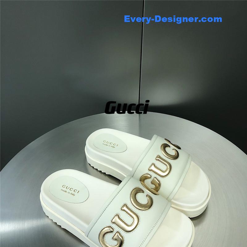 Gvc*1 letter logo platform slippers