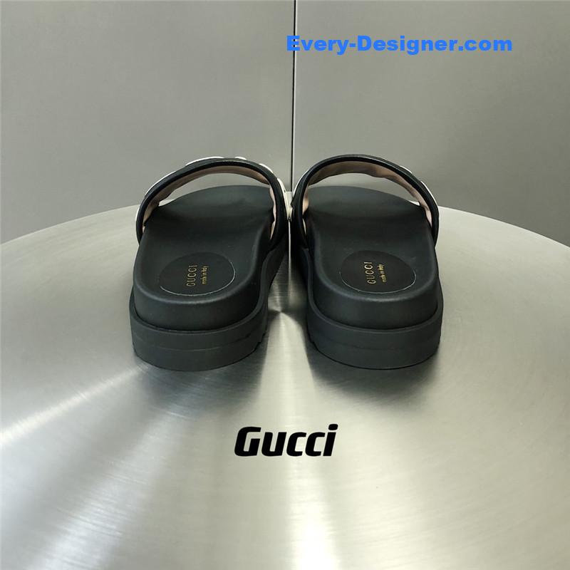 Gvc*1 letter logo platform slippers