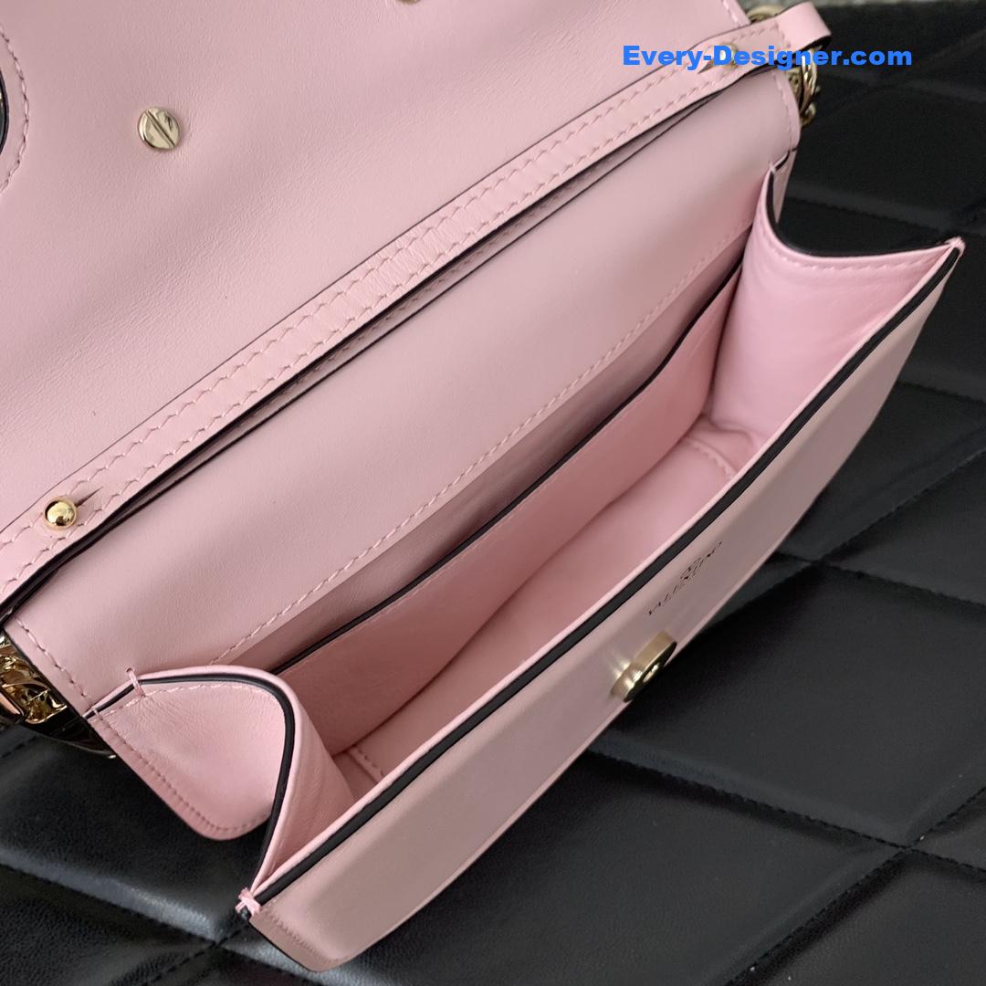 Va1e*ntin0 garavani mini loco bag