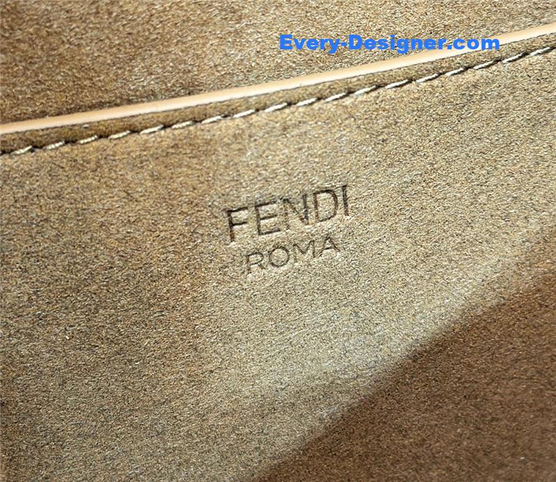 F**di women’s pink c’mon small bag