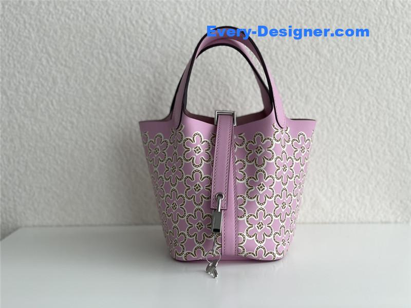 H**me5 lock 18 bag