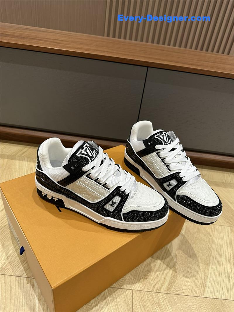 l0vis Vvtt0n lv  trainer sneakers