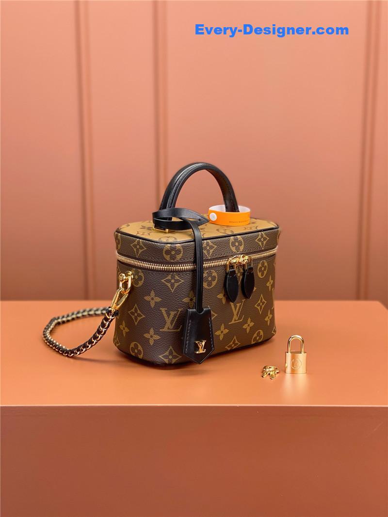 l0vis Vvtt0n lv vanity bag