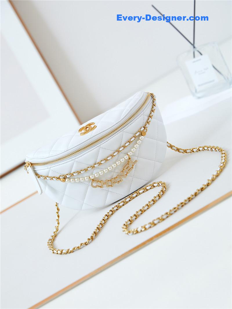 Ch**el pearl chain waist bag