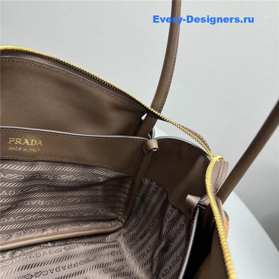 Pra*a medium suede shoulder bag