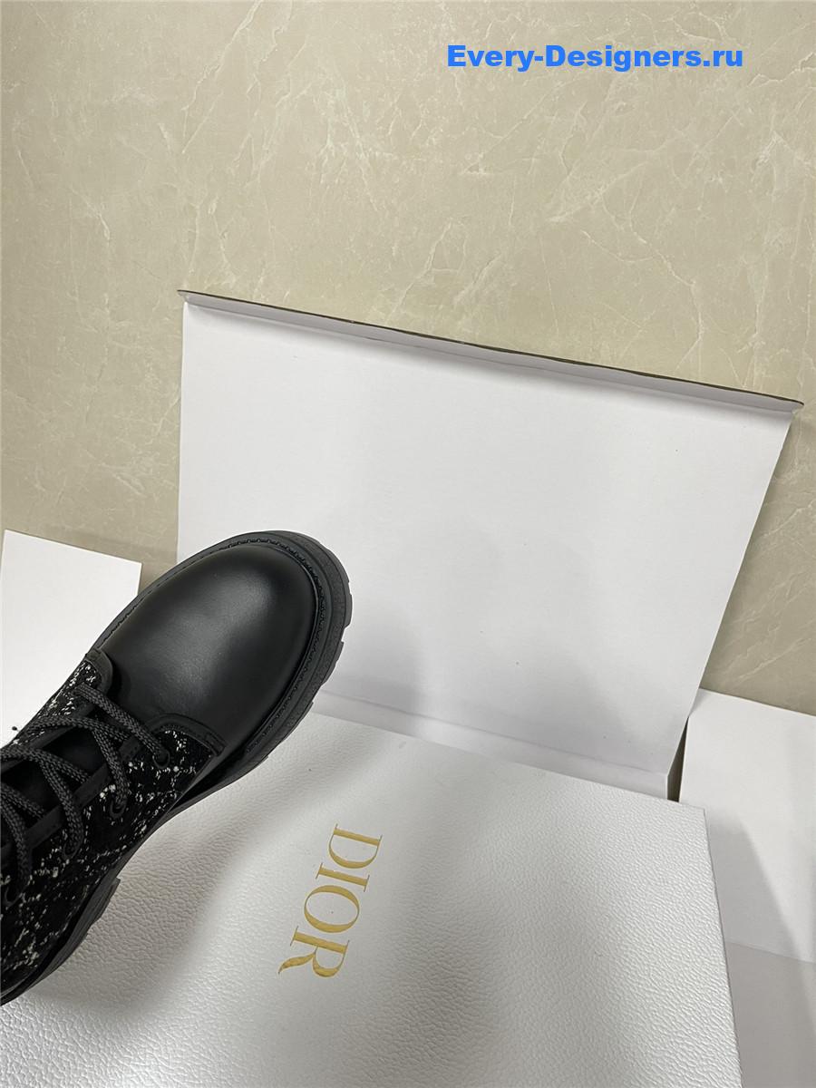 D10r d-major ankle boot black