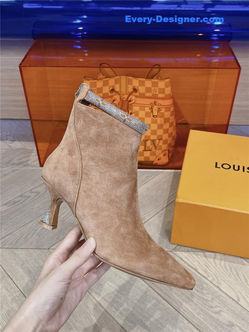 l0vis Vvtt0n lv logo printed short boots