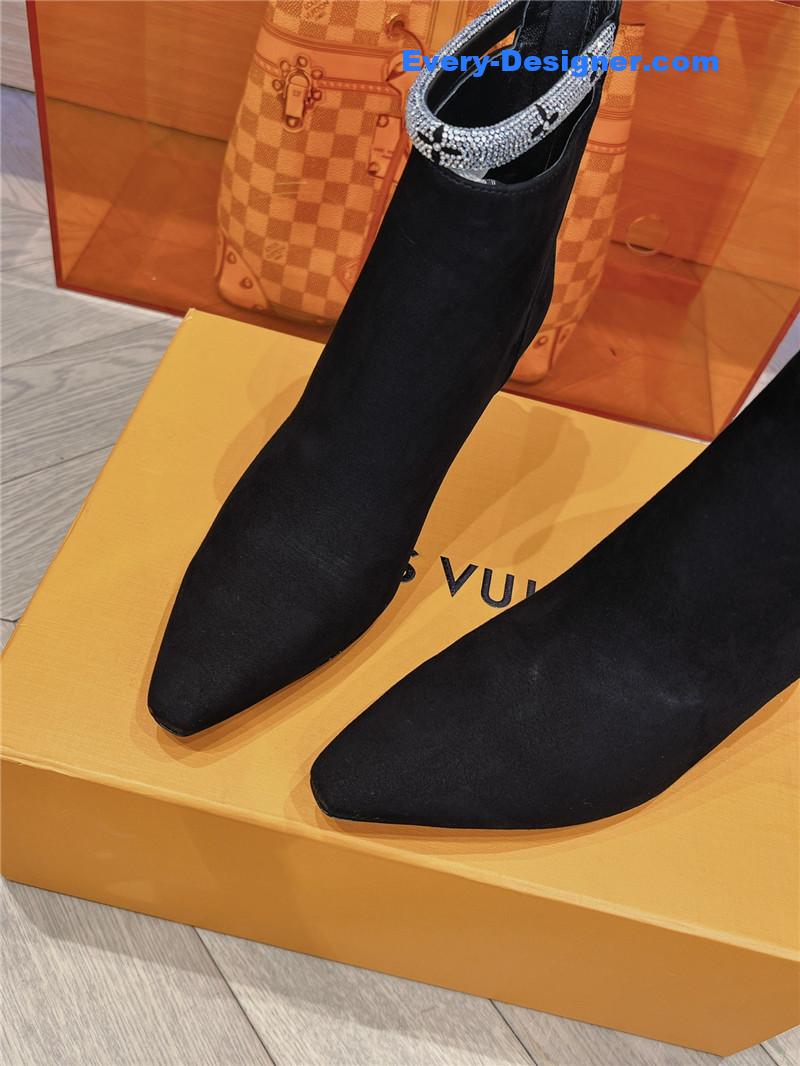 l0vis Vvtt0n lv logo printed short boots