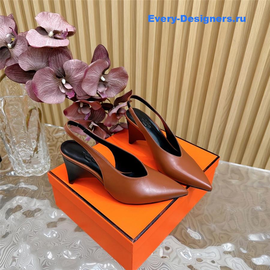 H**me5 calfskin high pointed slingbacks in brown