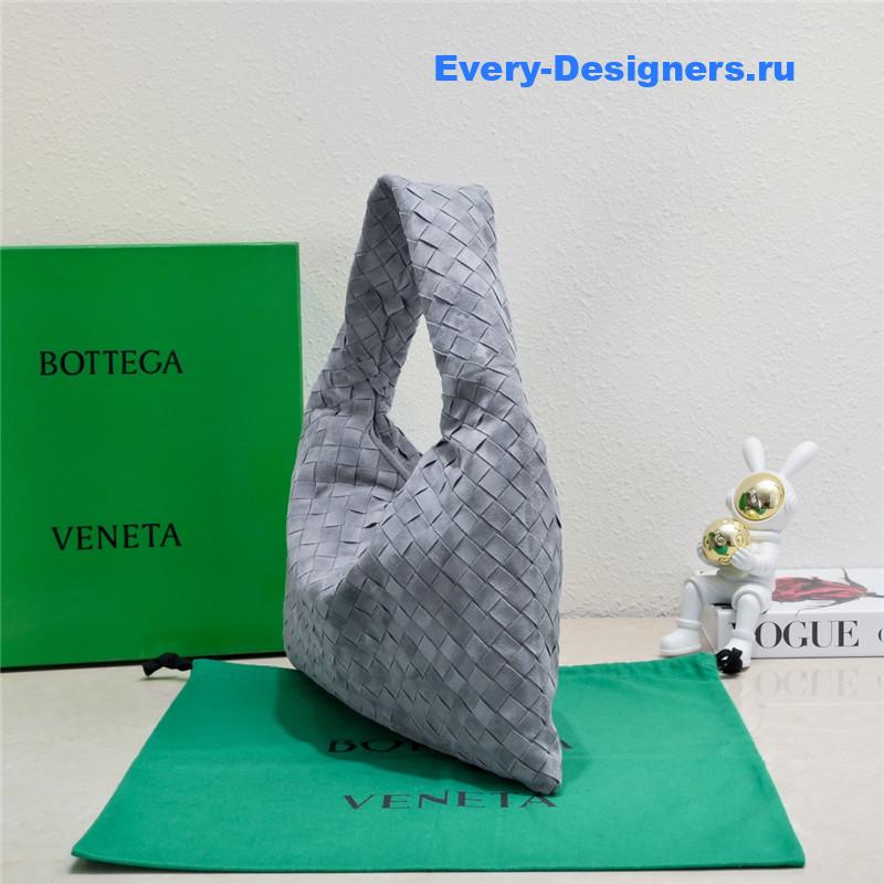 b0tt*ga Ven*ta nubuck leather hop bag