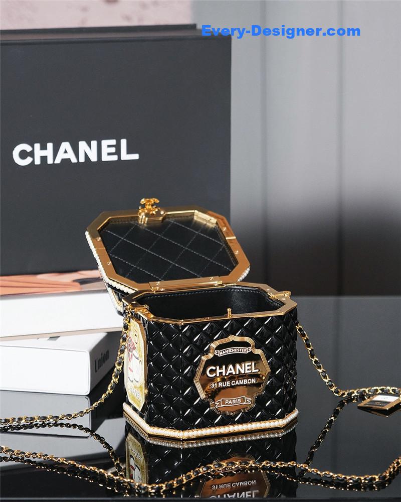 Ch**el tea box minaudiere box