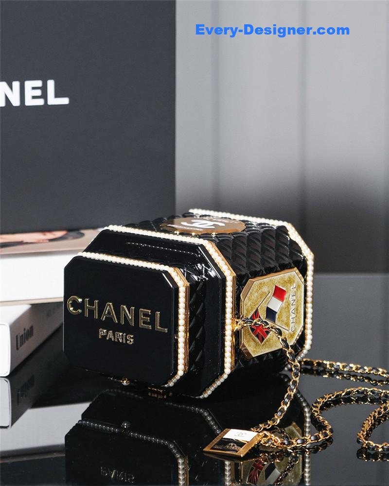 Ch**el tea box minaudiere box