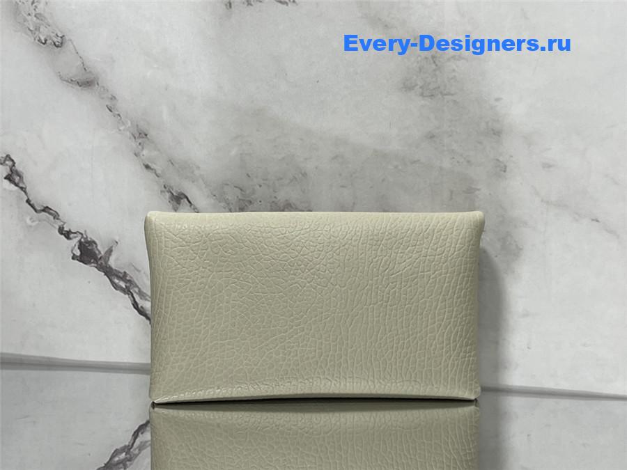 Sa1nt Lau*nt y51 envelope pouch clutch in beige