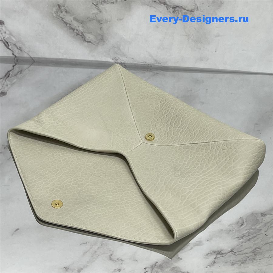 Sa1nt Lau*nt y51 envelope pouch clutch in beige