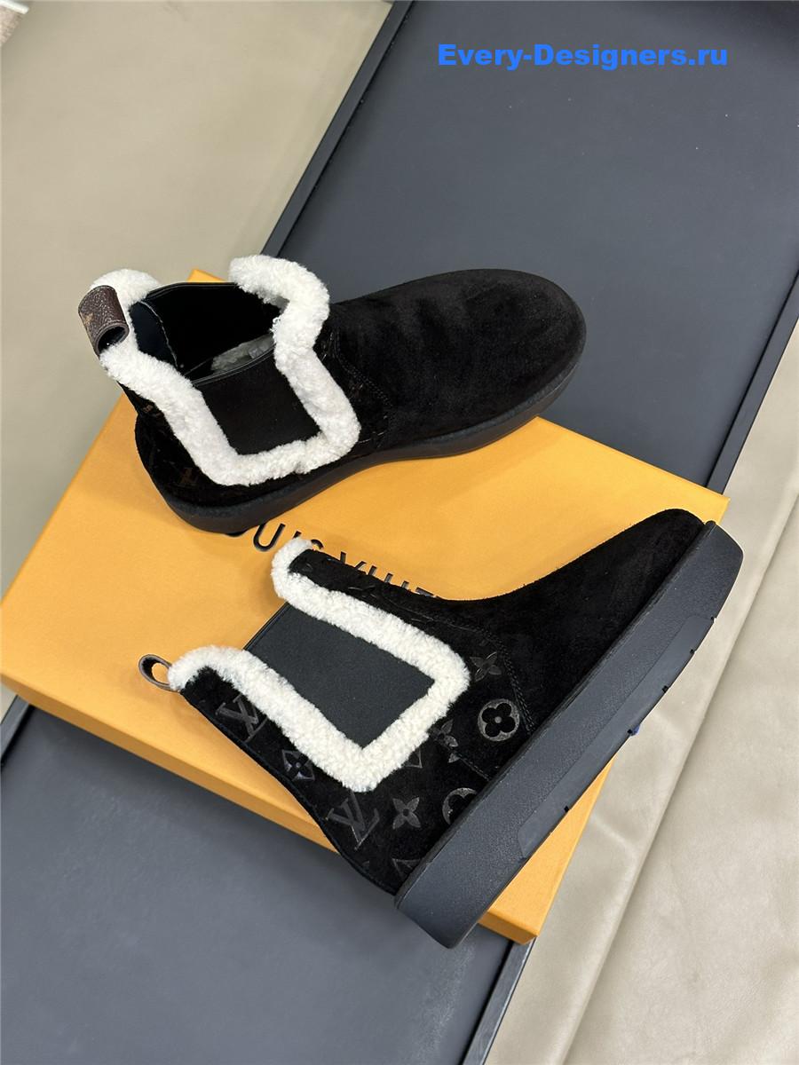 l0vis Vvtt0n lv black platform fur boots