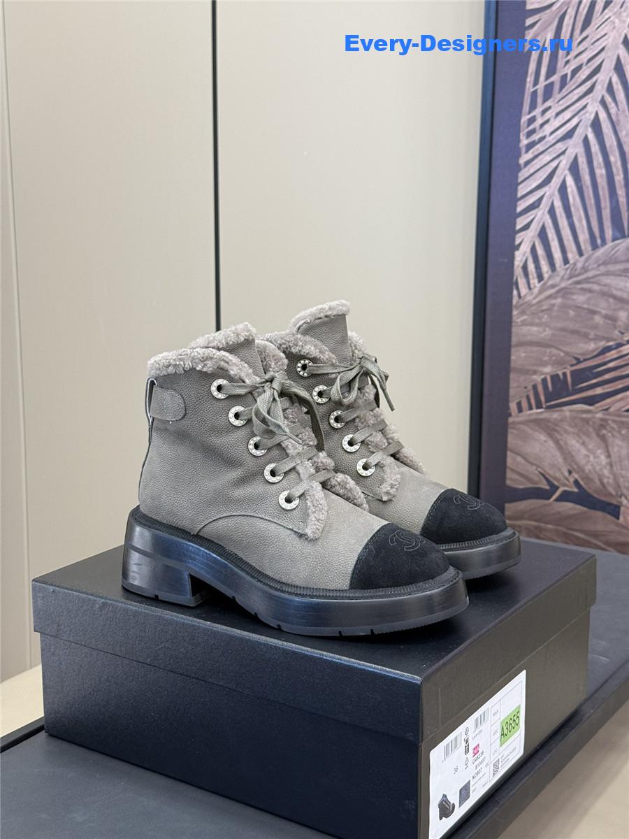 Ch**el fur ankle boots