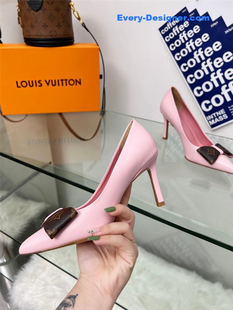 l0vis Vvtt0n lv bow high heels