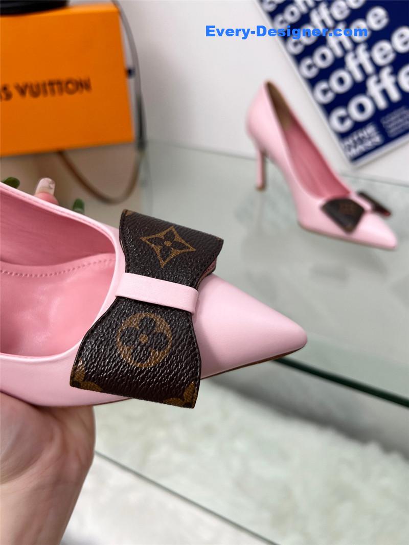 l0vis Vvtt0n lv bow high heels