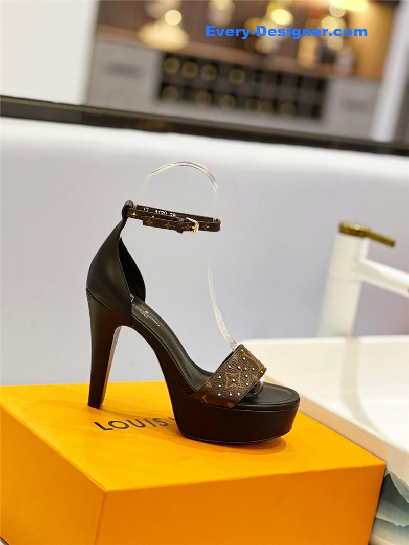 l0vis Vvtt0n lv platform high-heeled sandals