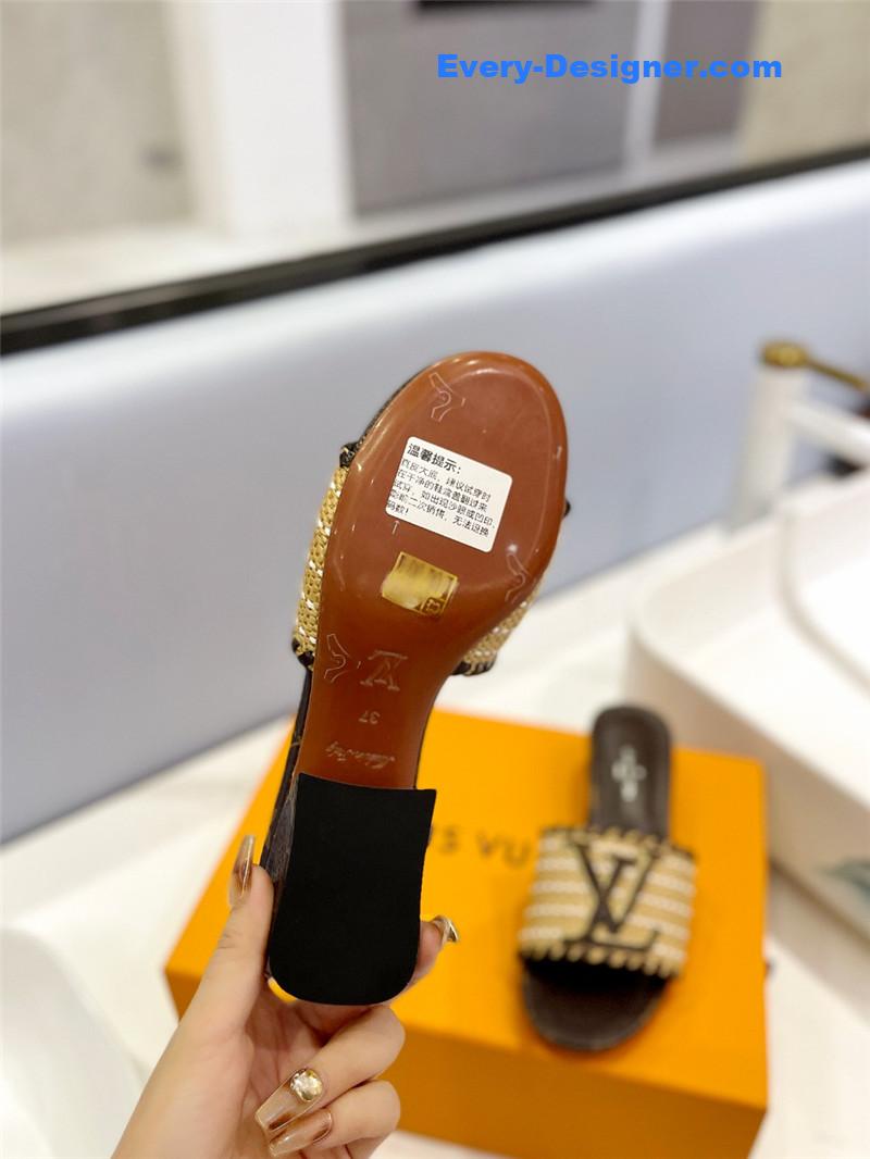 l0vis Vvtt0n lv catwalk style british retro slippers