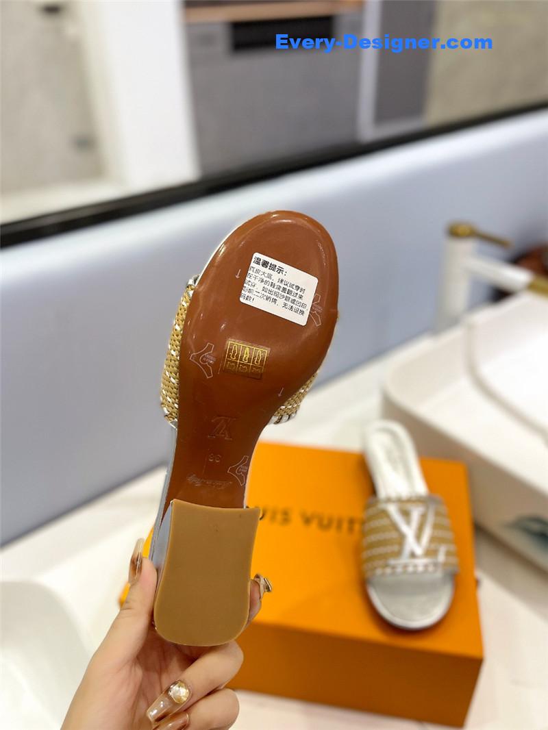 l0vis Vvtt0n lv catwalk style british retro slippers