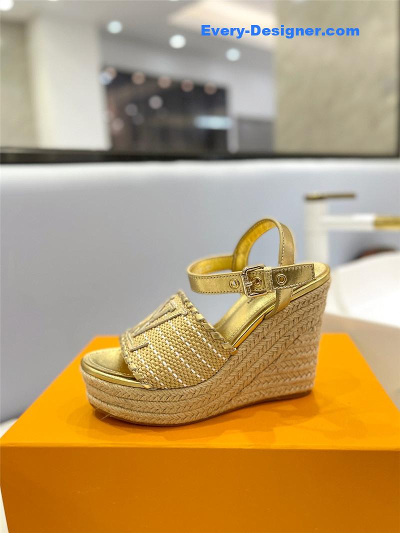 l0vis Vvtt0n lv latest catwalk platform sandals