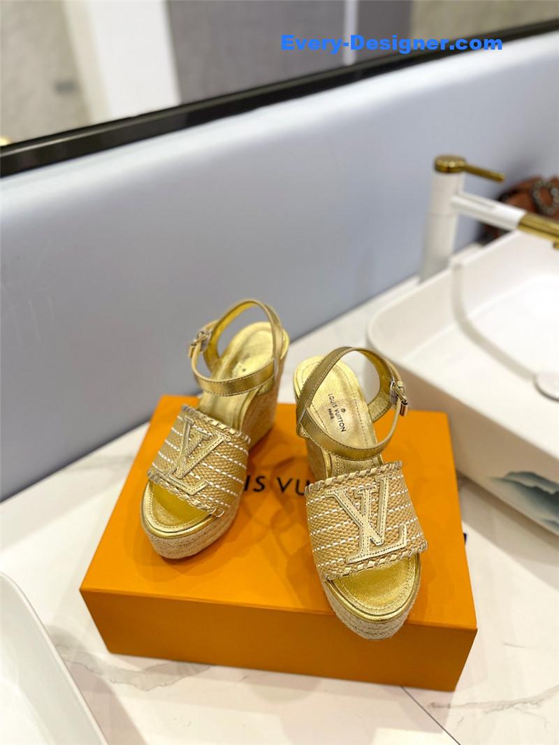 l0vis Vvtt0n lv latest catwalk platform sandals