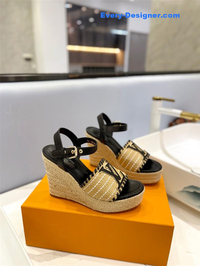 l0vis Vvtt0n lv latest catwalk platform sandals