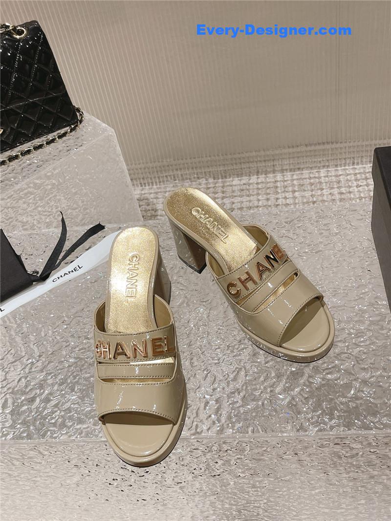 CC platform high heel slippers