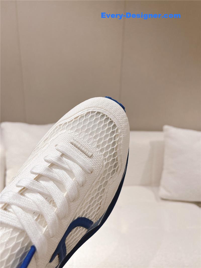 Va1e*ntin0 counter air cushion casual shoes