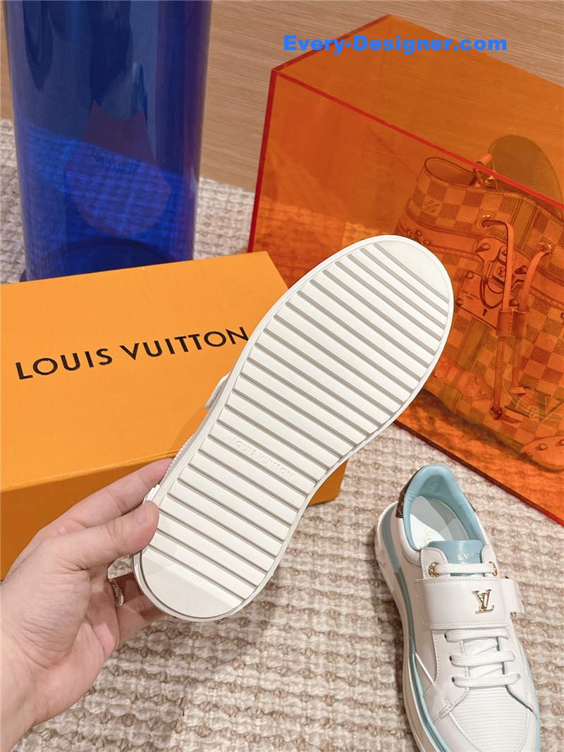 l0vis Vvtt0n lv new white shoes