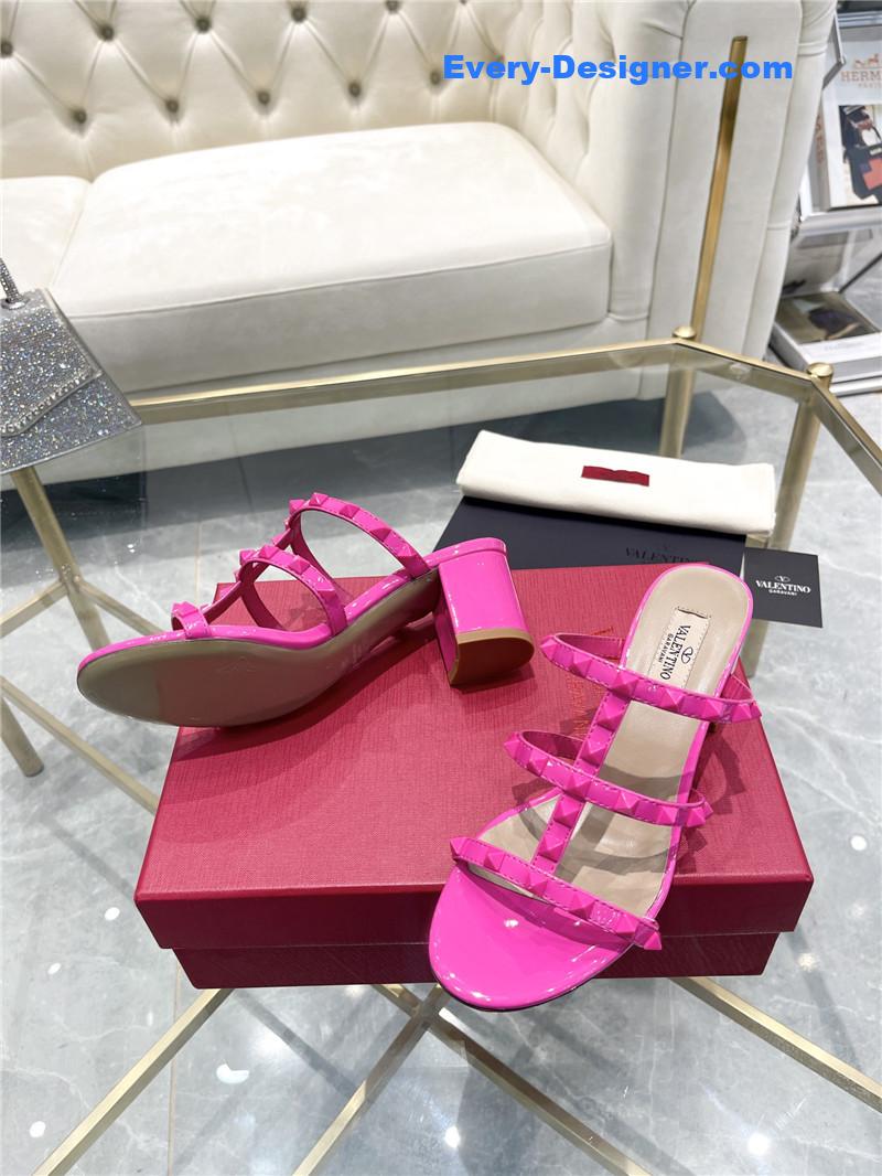 Va1e*ntin0 classic studded sandals