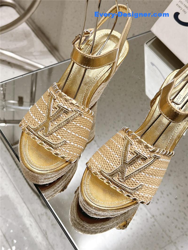 l0vis Vvtt0n lv straw platform sandals