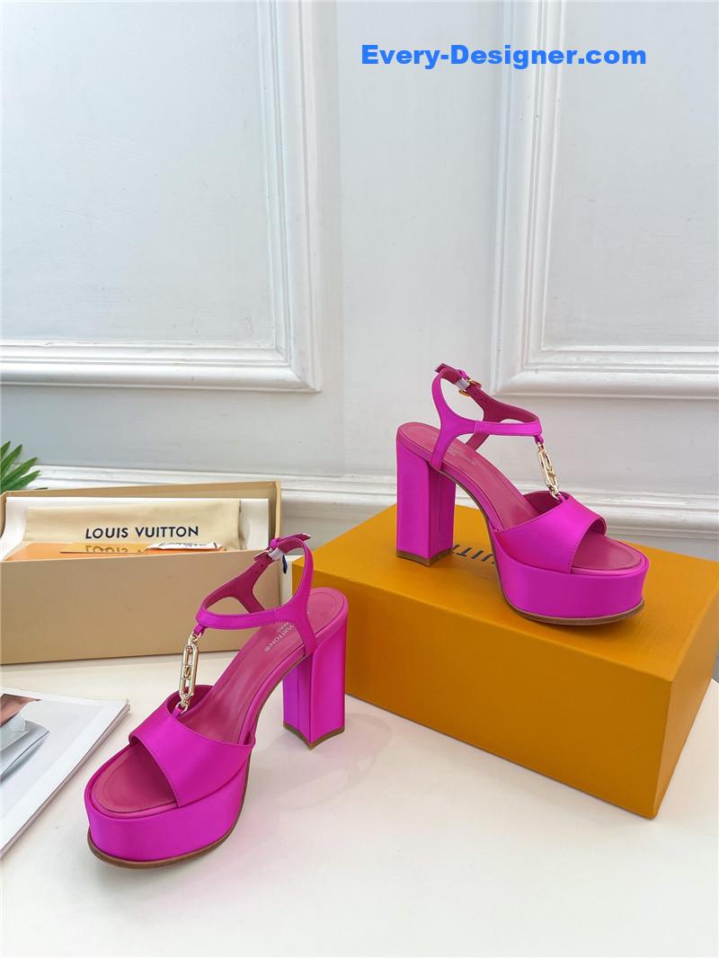 l0vis Vvtt0n lv explosive style platform high-heeled sandals