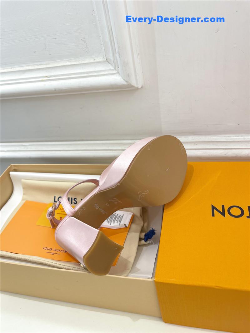 l0vis Vvtt0n lv explosive style platform high-heeled sandals