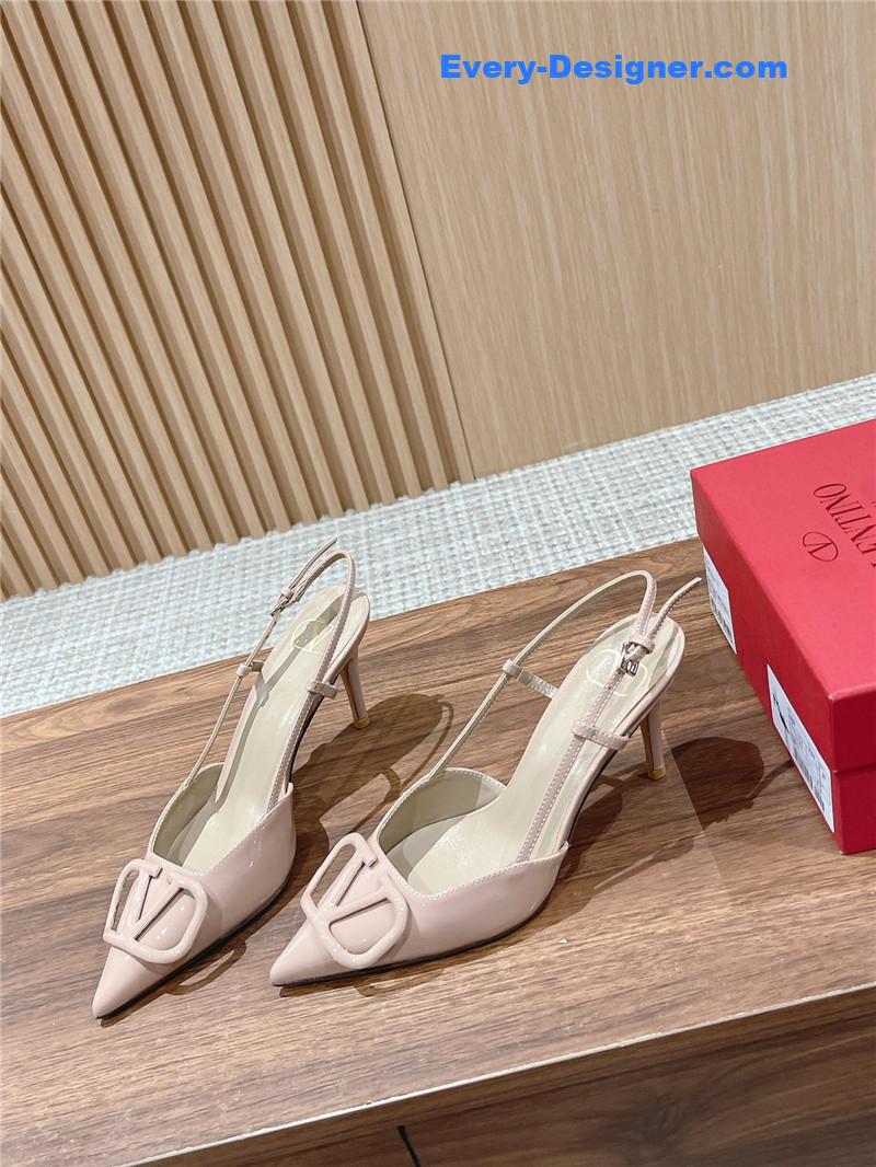 Va1e*ntin0 v buckle kitten heel sandals