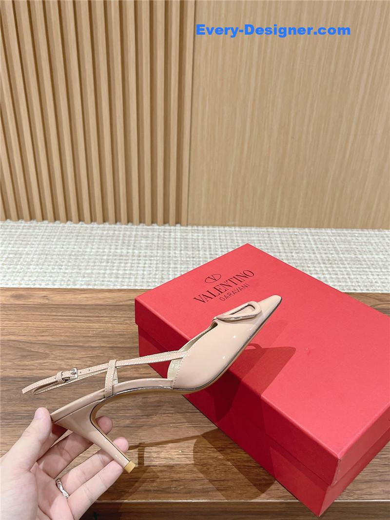 Va1e*ntin0 v buckle kitten heel sandals